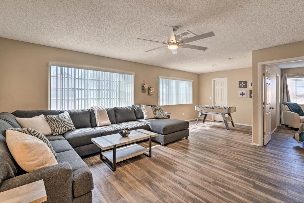 A Beautiful House With Hot Tub, Grill & Games! Vila Las Vegas Exterior foto