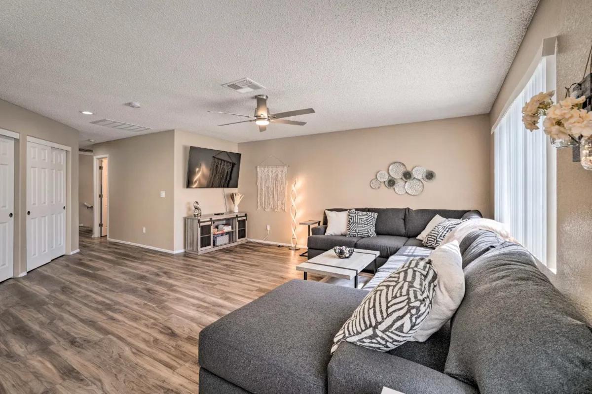 A Beautiful House With Hot Tub, Grill & Games! Vila Las Vegas Exterior foto