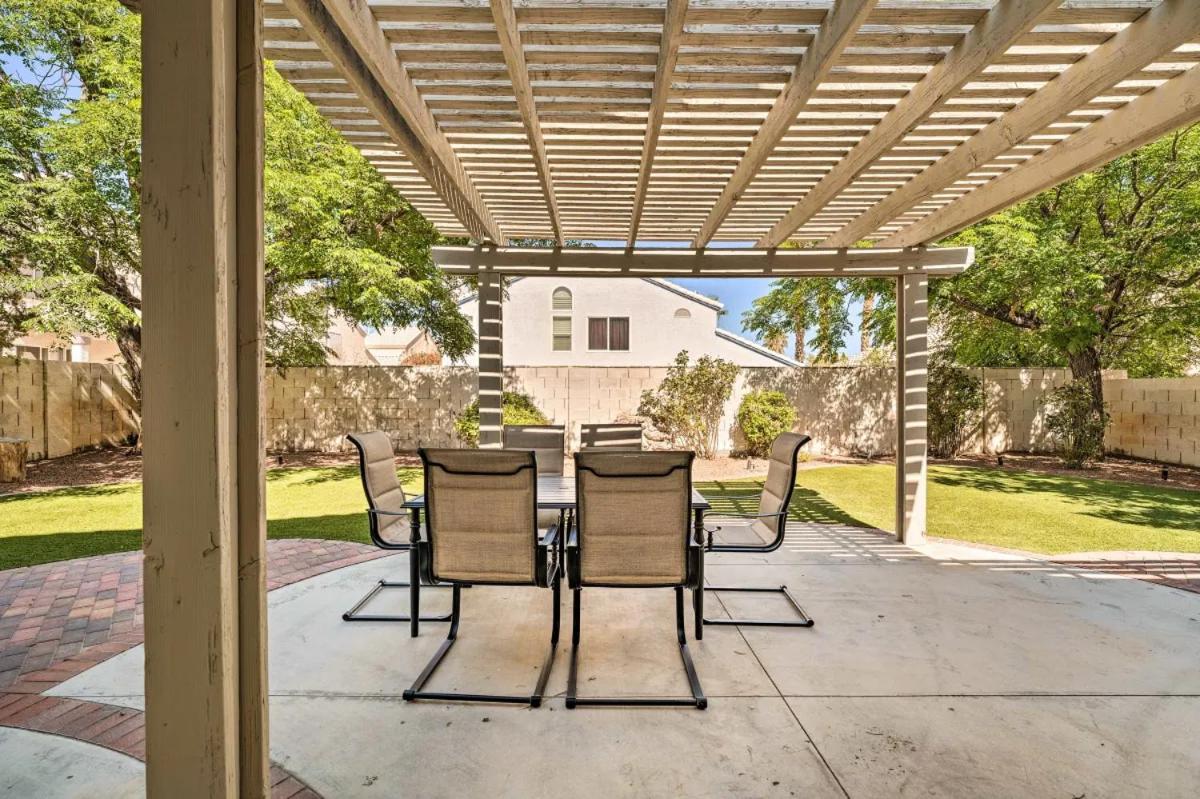 A Beautiful House With Hot Tub, Grill & Games! Vila Las Vegas Exterior foto
